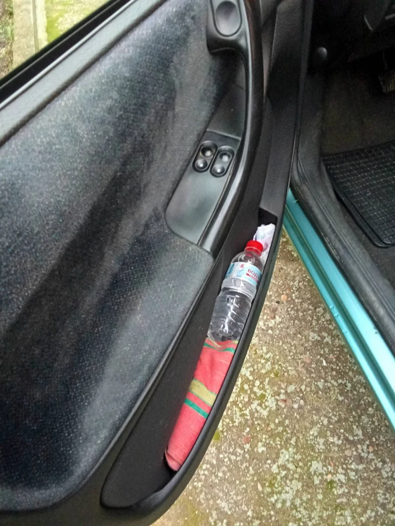 Opel Astra 1.6, снимка 6 - Автомобили и джипове - 52891388