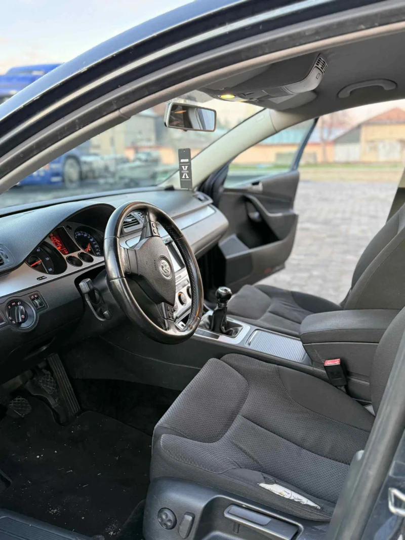 VW Passat 2.0TD? 140k.c, снимка 11 - Автомобили и джипове - 52913944