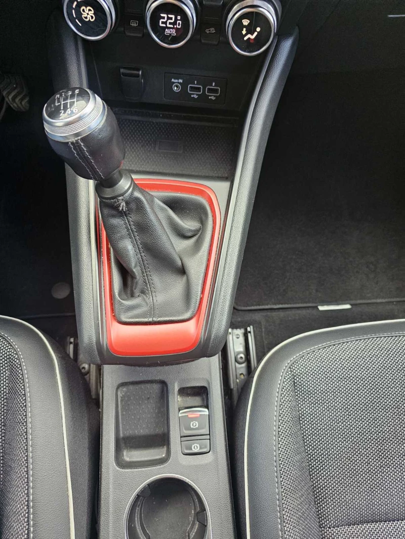 Renault Captur 1.0 TCe 90 Stop&Start LPG, снимка 11 - Автомобили и джипове - 53508183