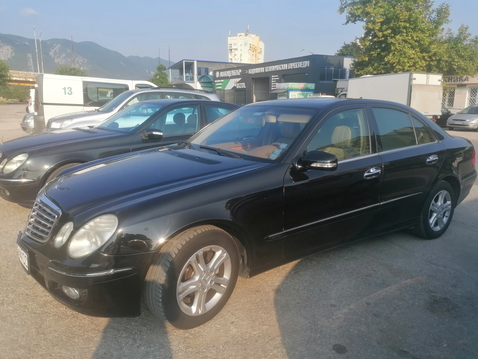 Mercedes-Benz E 200 NGT, снимка 1