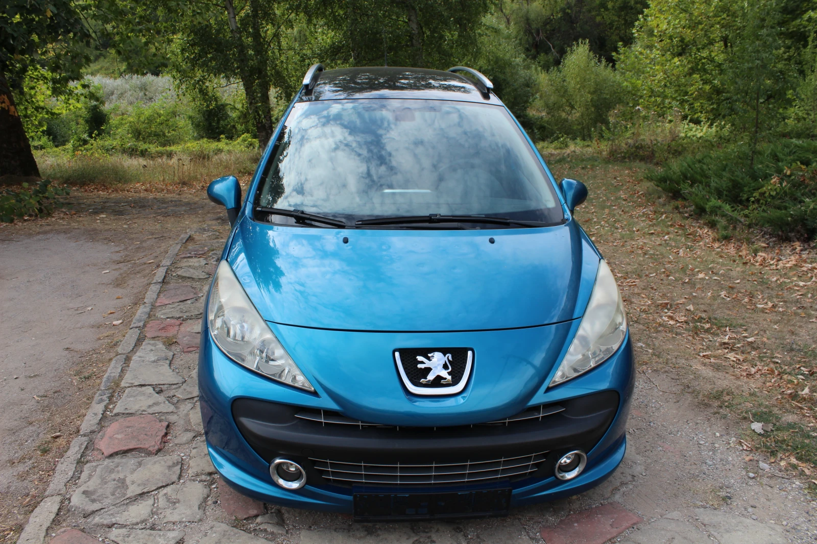 Peugeot 207 1.6ХДИ НОВ ВНОС - изображение 7