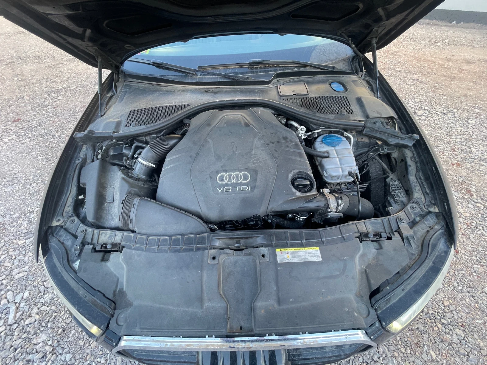Audi A6 3.0TDi S-line  - изображение 8