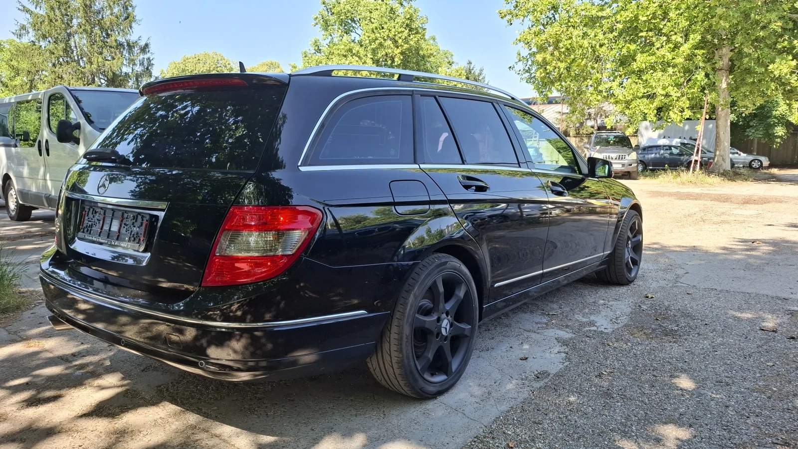Mercedes-Benz C 220 Авангард/Автоматик/Нави/170кс - изображение 6