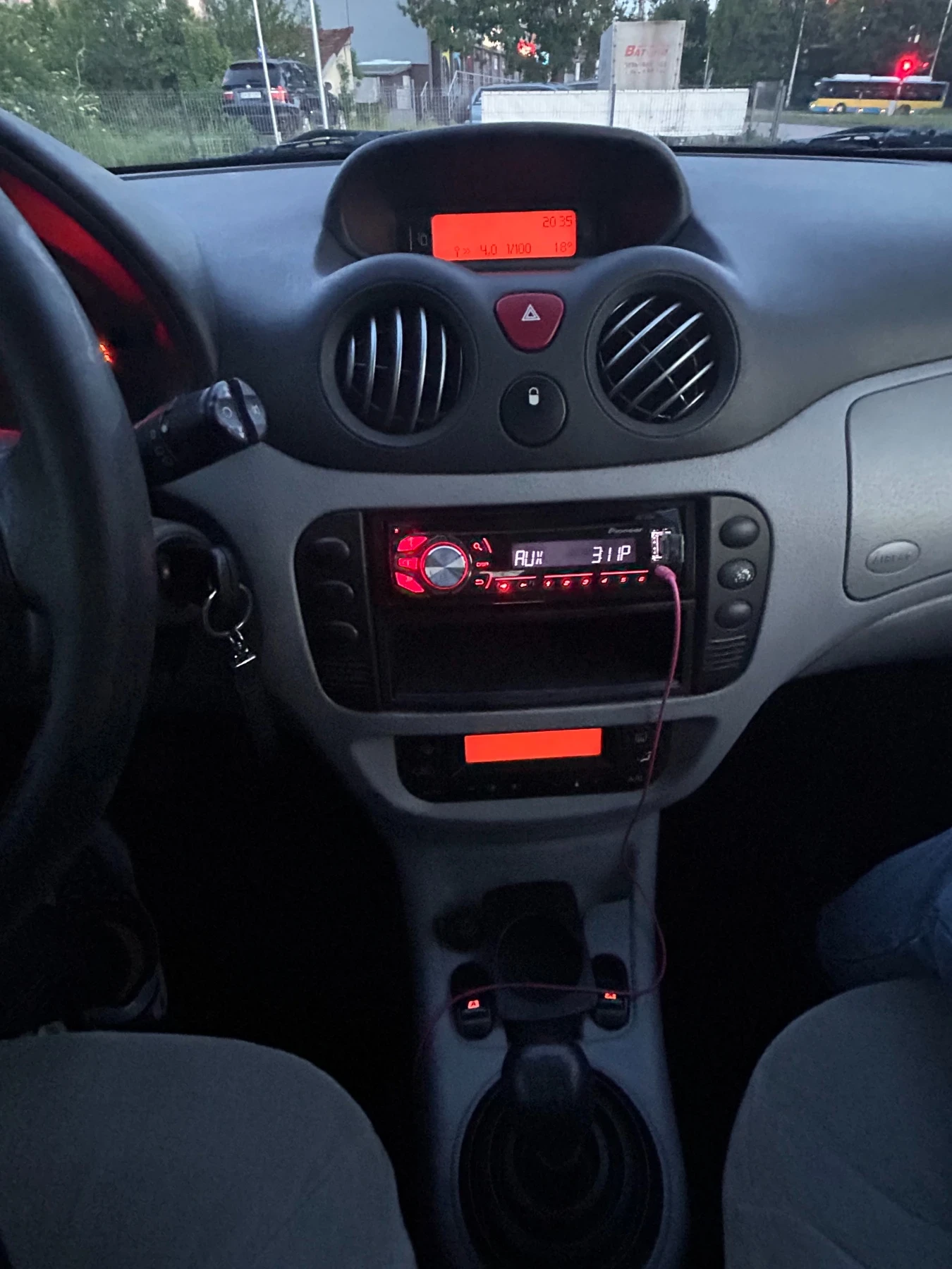 Citroen C3 1.4 90к.с - изображение 8