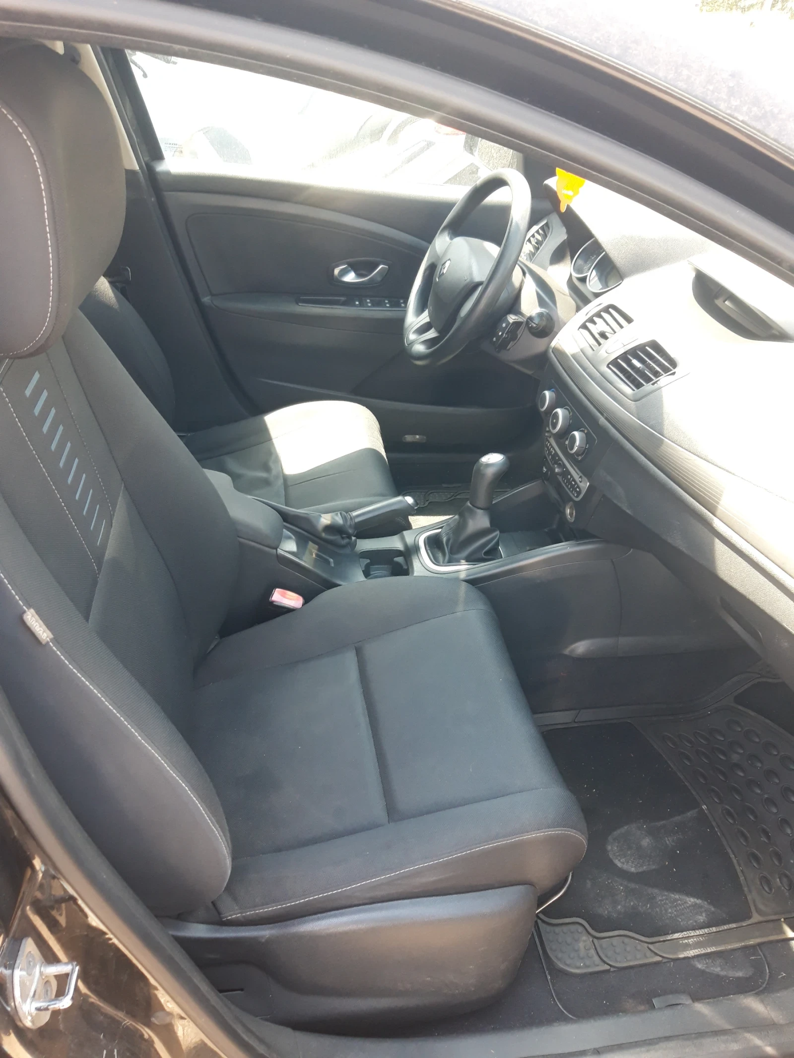 Renault Megane 1.5DCI НА ЧАСТИ  - изображение 4