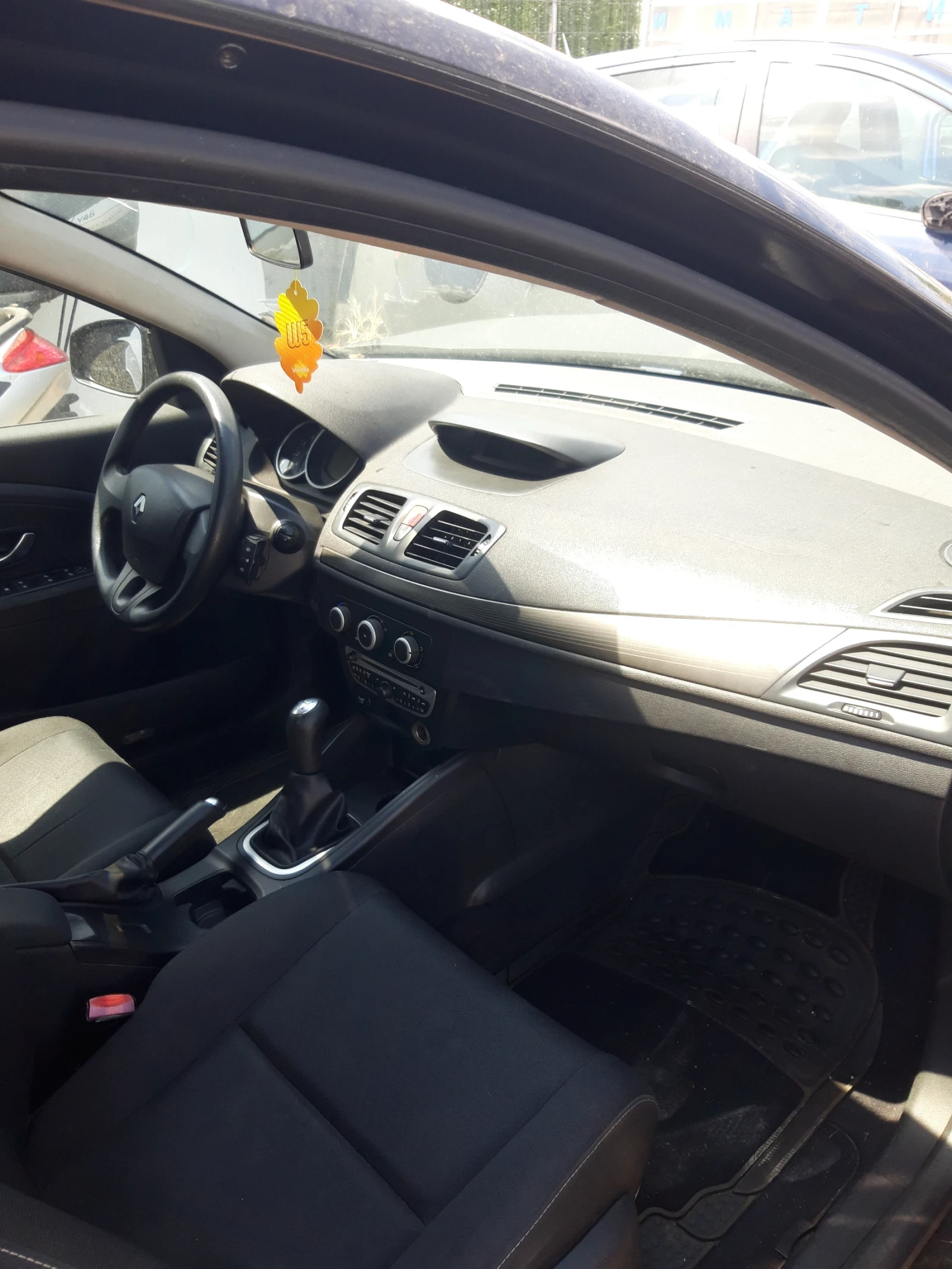 Renault Megane 1.5DCI НА ЧАСТИ  - изображение 5