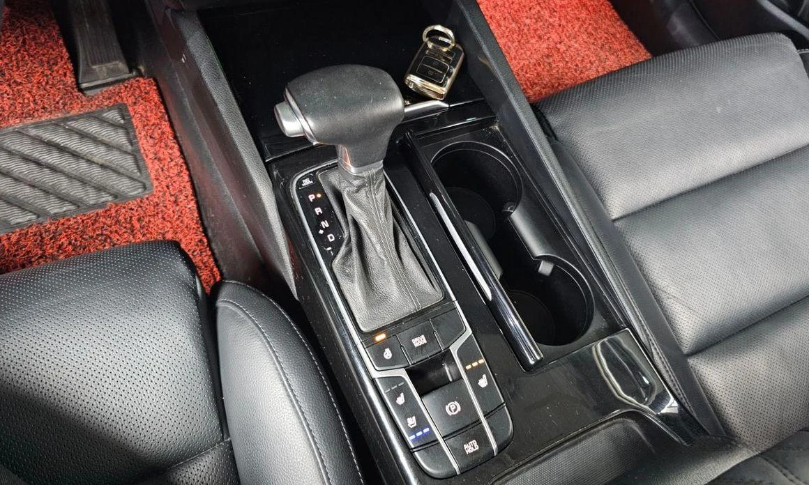 Kia K7 3.0 LPI Luxury * НАЙ-ДОБРА ЦЕНА В БЪЛГАРИЯ*  - изображение 9