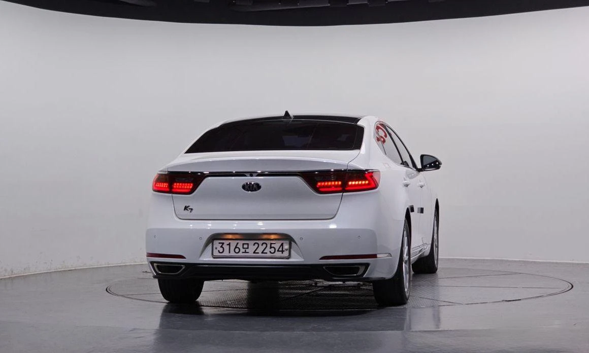 Kia K7 3.0 LPI Luxury * НАЙ-ДОБРА ЦЕНА В БЪЛГАРИЯ*  - изображение 4