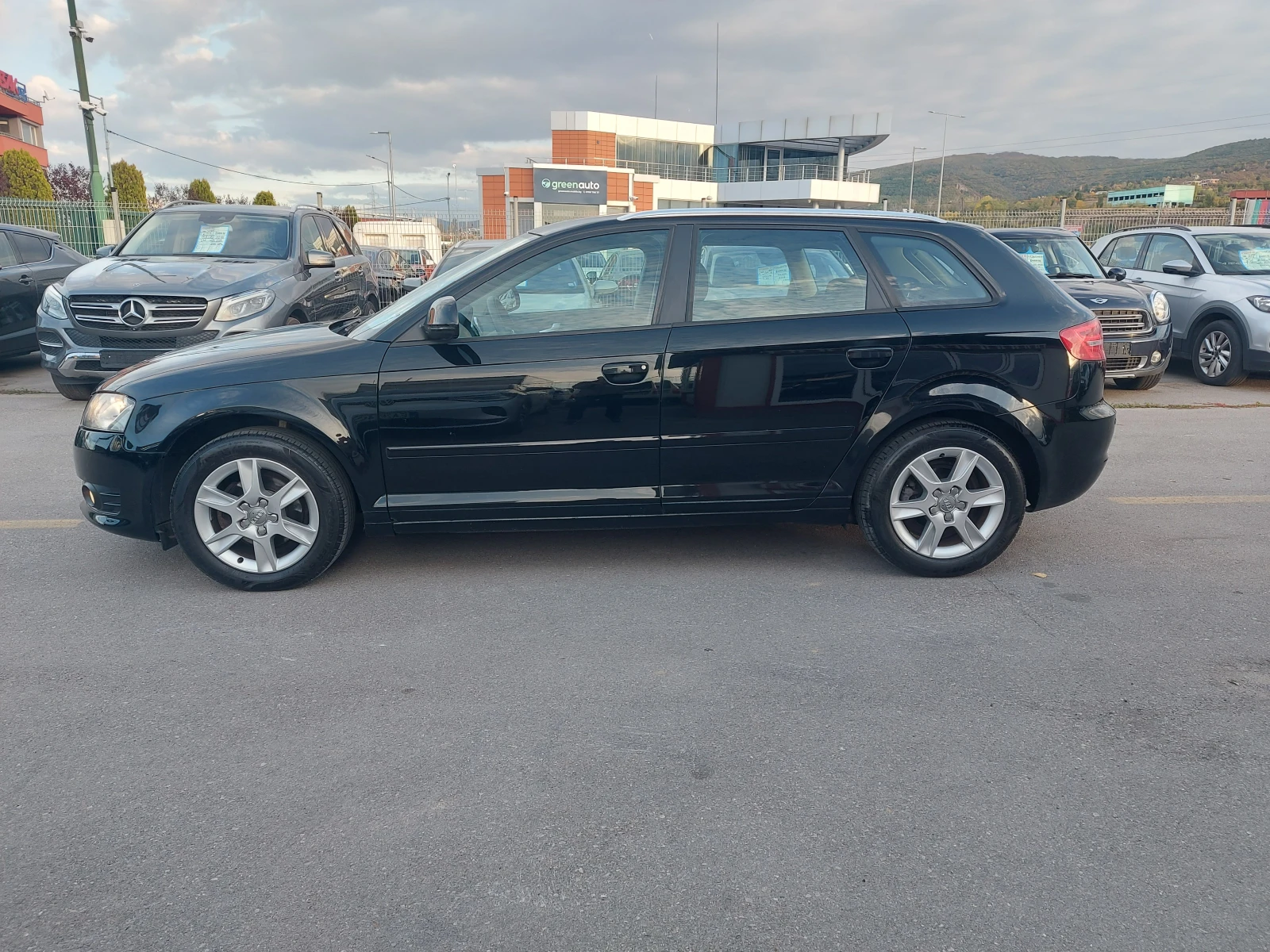 Audi A3 1.6 i* 102 к.с.* SPORTBACK* 108 200 км! FACELIFT - изображение 4