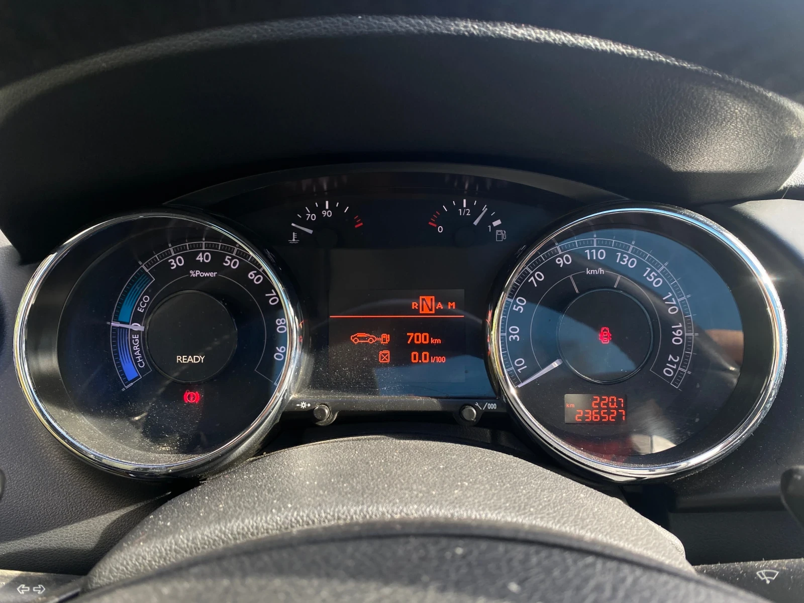 Peugeot 3008 Hybrid  | Mobile.bg   14