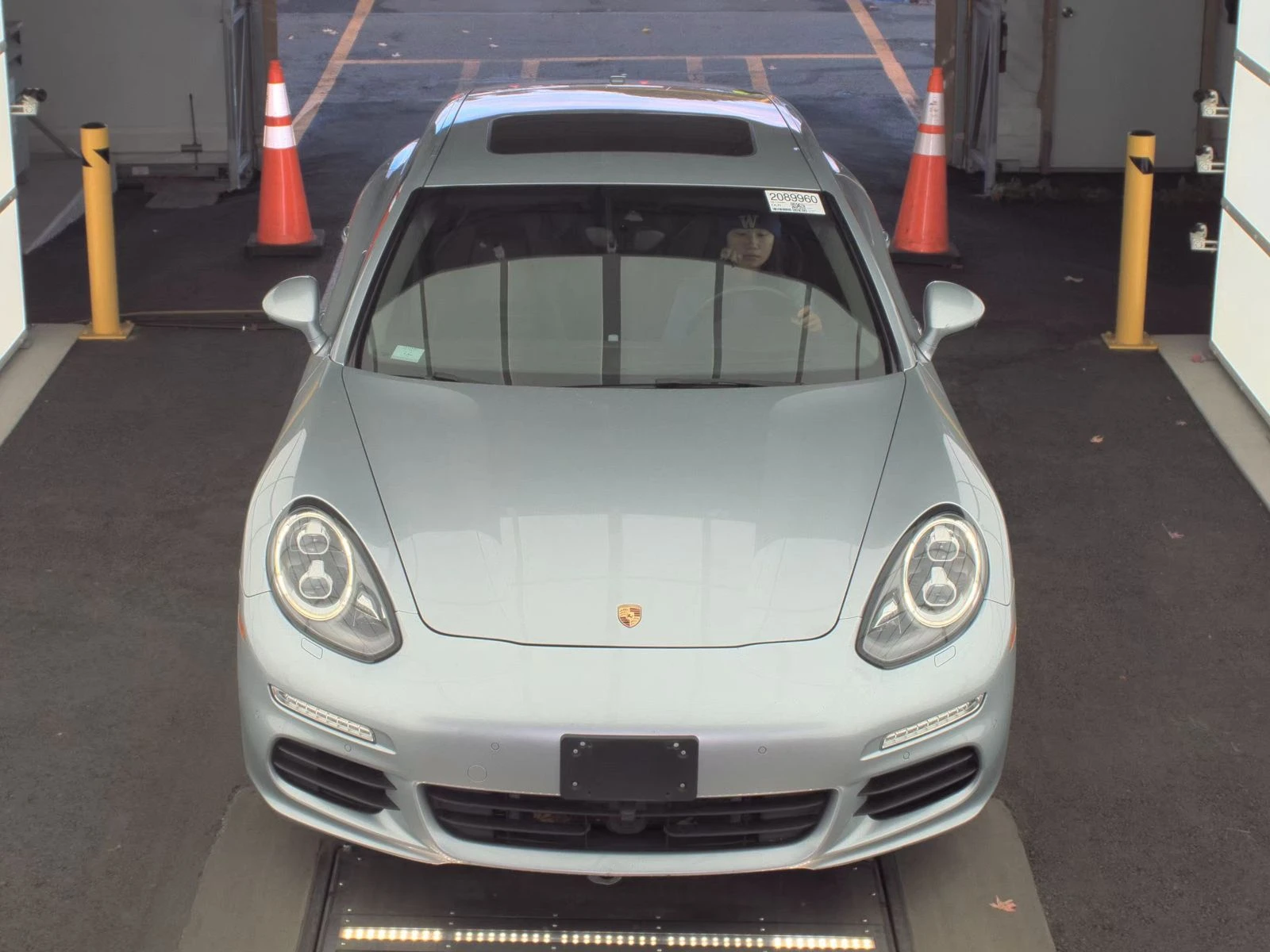Porsche Panamera S* E-HYBRID* LANE ASSIST* BOSE* * * 360  | Mobile.bg   2