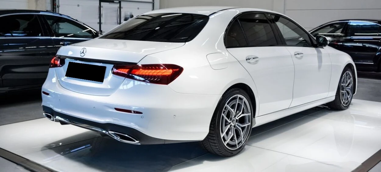 Mercedes-Benz E 220 d 4Matic AMG Line - изображение 4