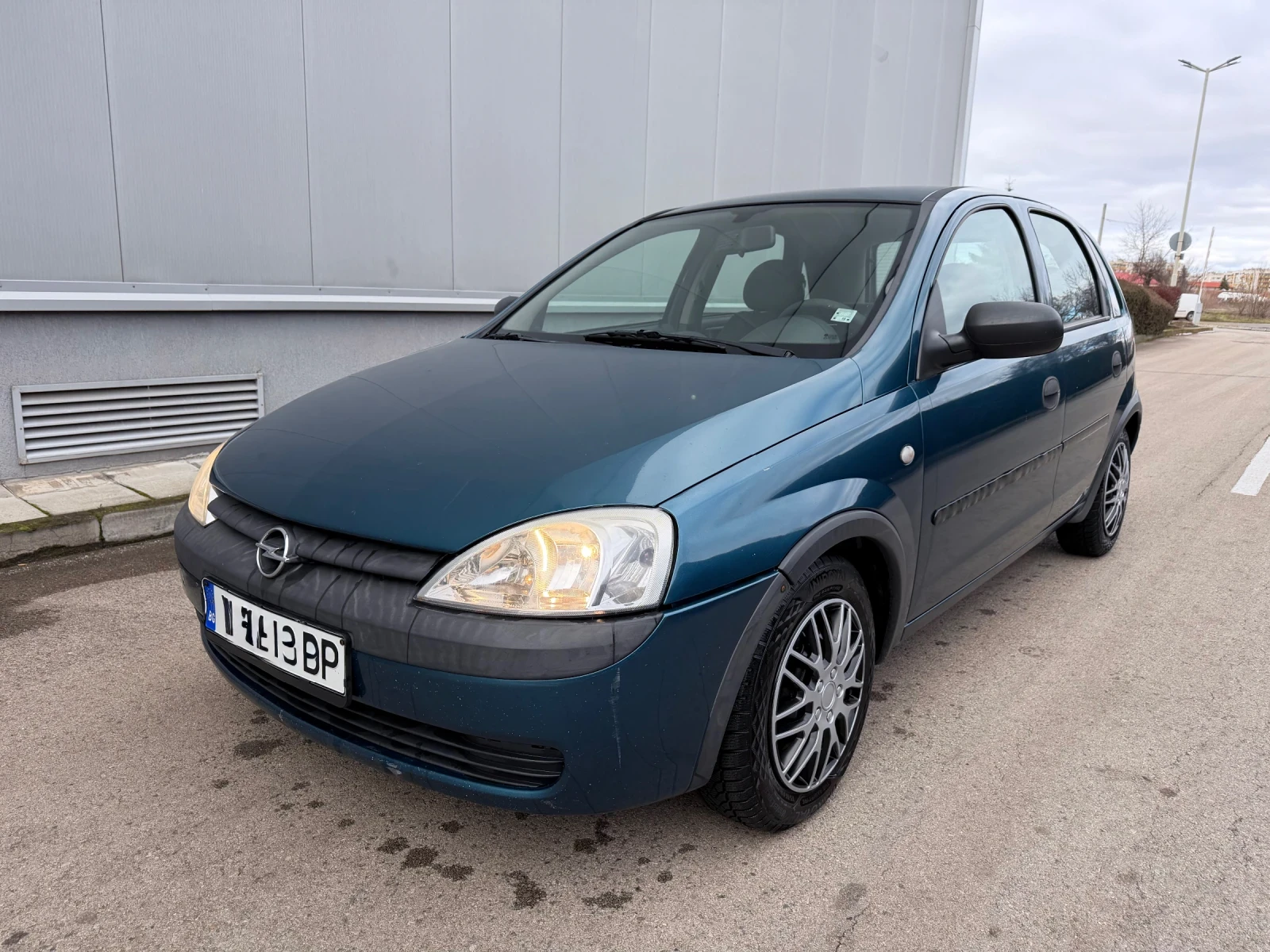 Opel Corsa 1.2 гаражна първи собственик в България - изображение 7