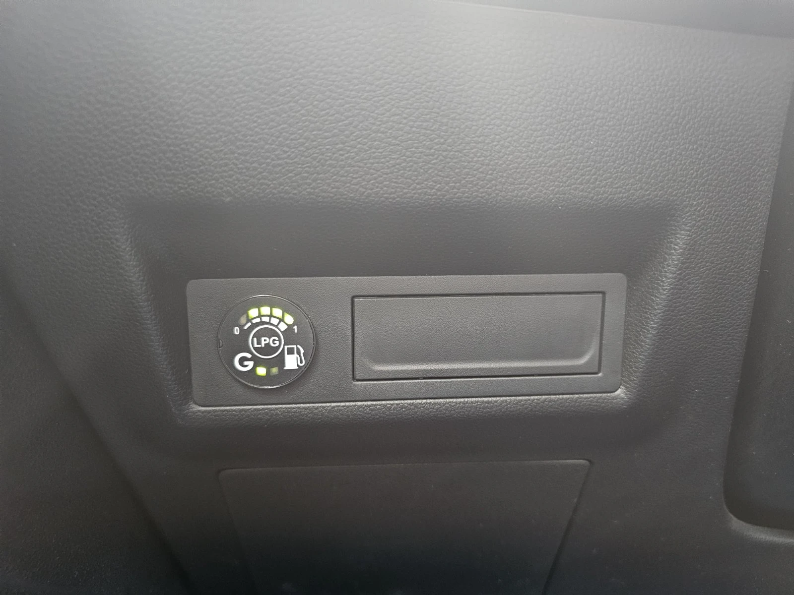 Renault Captur 1.0 TCe 90 Stop&Start LPG | Mobile.bg � ����������� 13