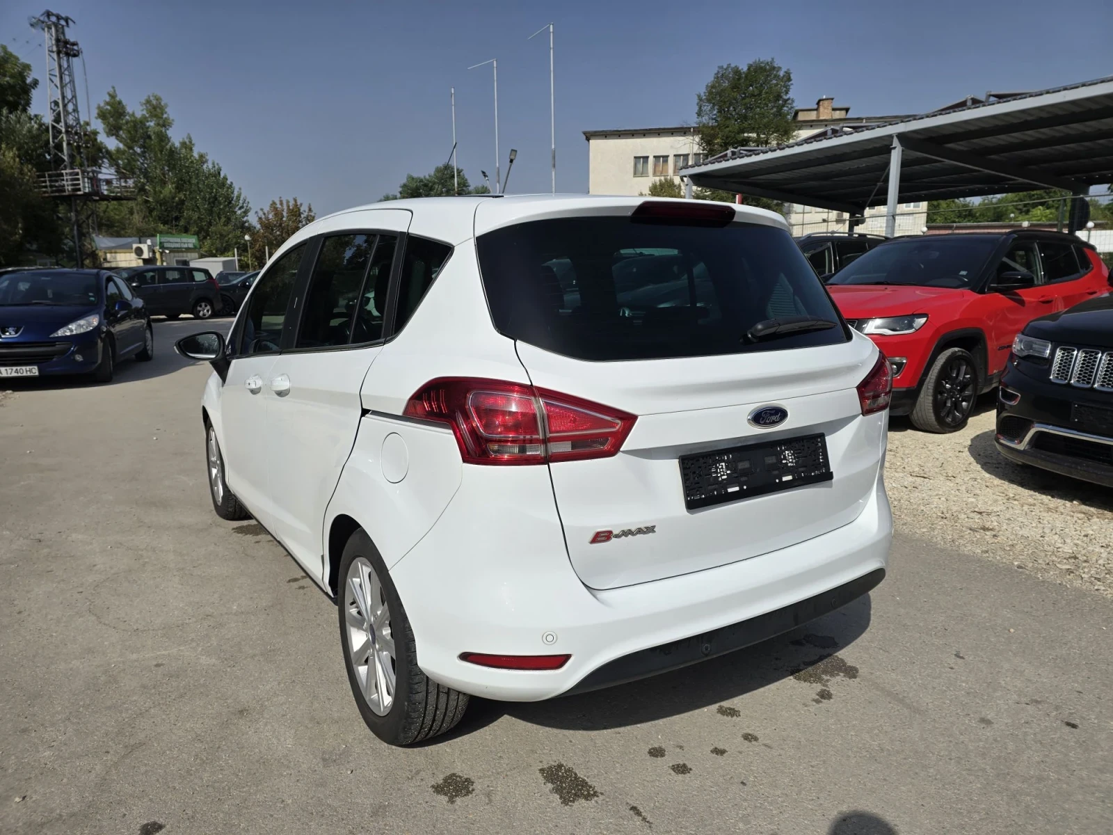 Ford B-Max 1.5d 75к.с Топ състояние , снимка 3 - Автомобили и джипове - 53679093