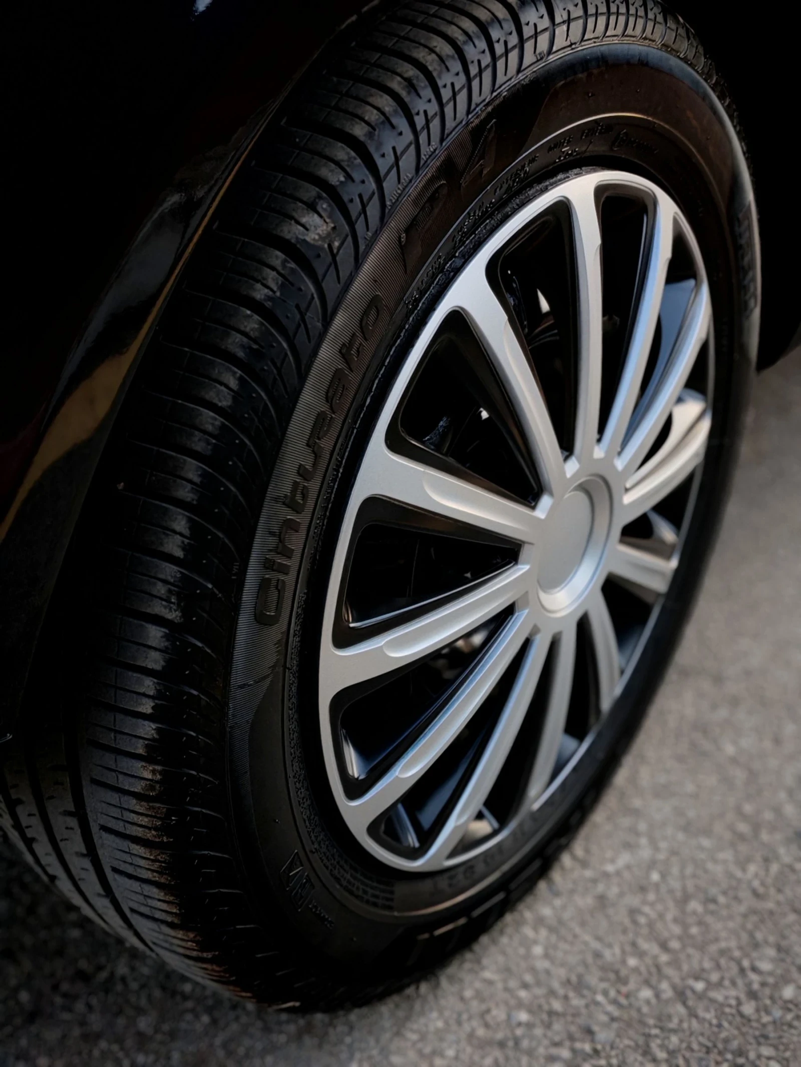 VW Polo 1.4TDI(80)* FACELIFT* FAMILY* НОВ ВНОС* , снимка 17 - Автомобили и джипове - 53757834