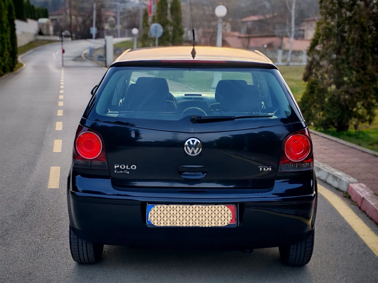 VW Polo 1.4TDI(80)* FACELIFT* FAMILY* НОВ ВНОС* , снимка 6 - Автомобили и джипове - 53757834