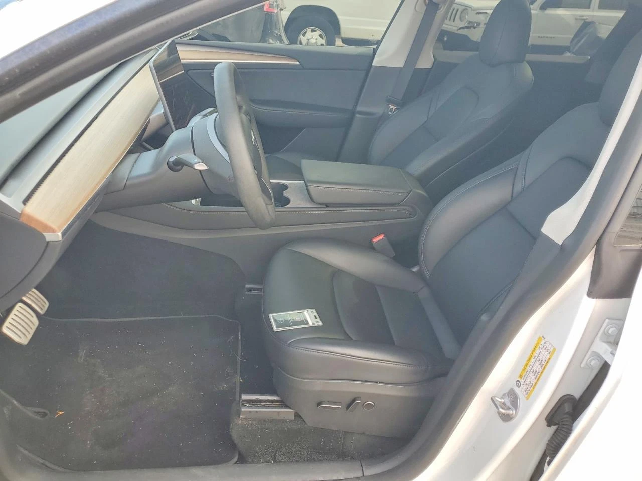 Tesla Model Y PERFORMANCE AWD, снимка 7 - Автомобили и джипове - 54134219