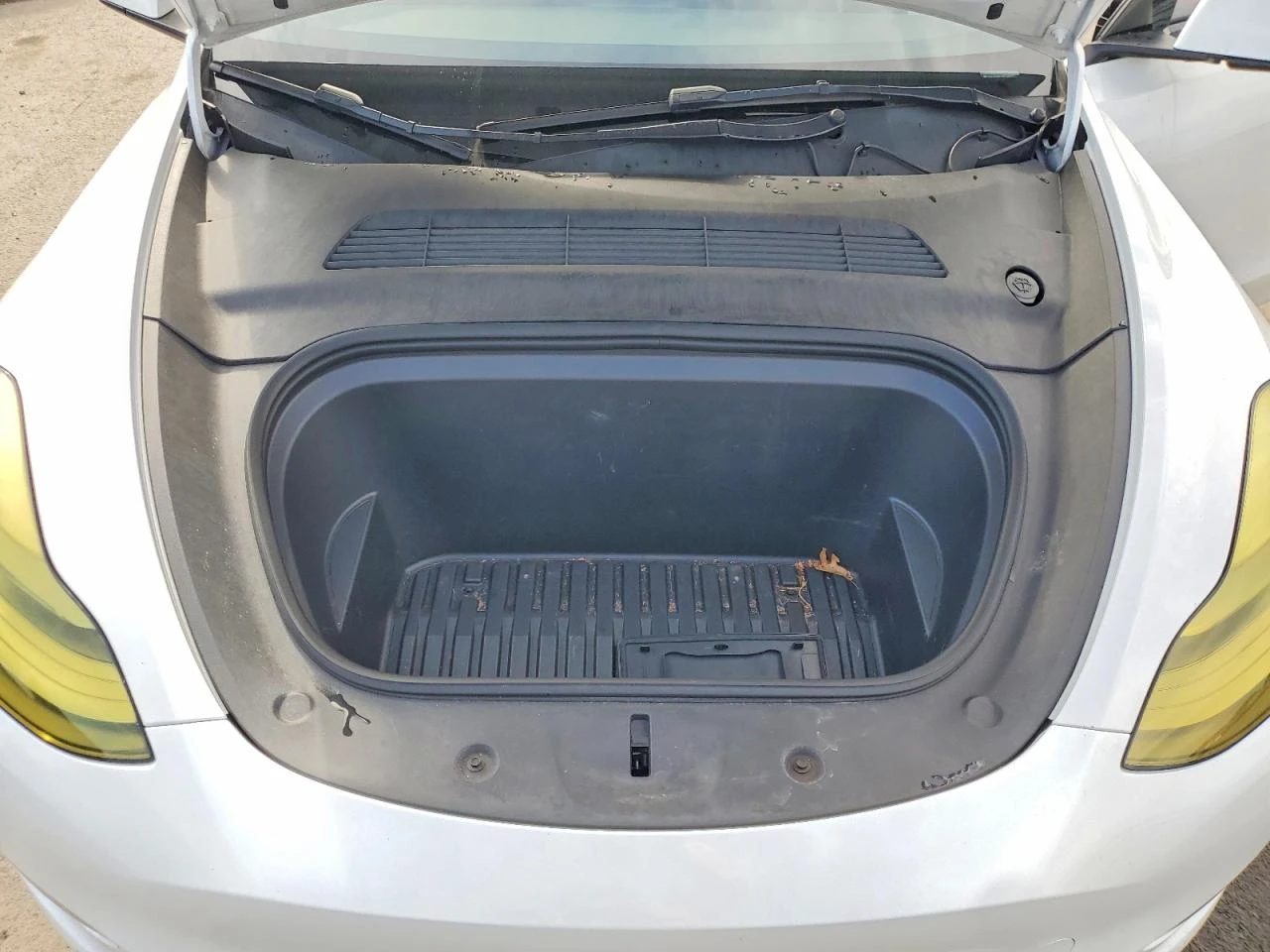 Tesla Model Y PERFORMANCE AWD, снимка 12 - Автомобили и джипове - 54134219