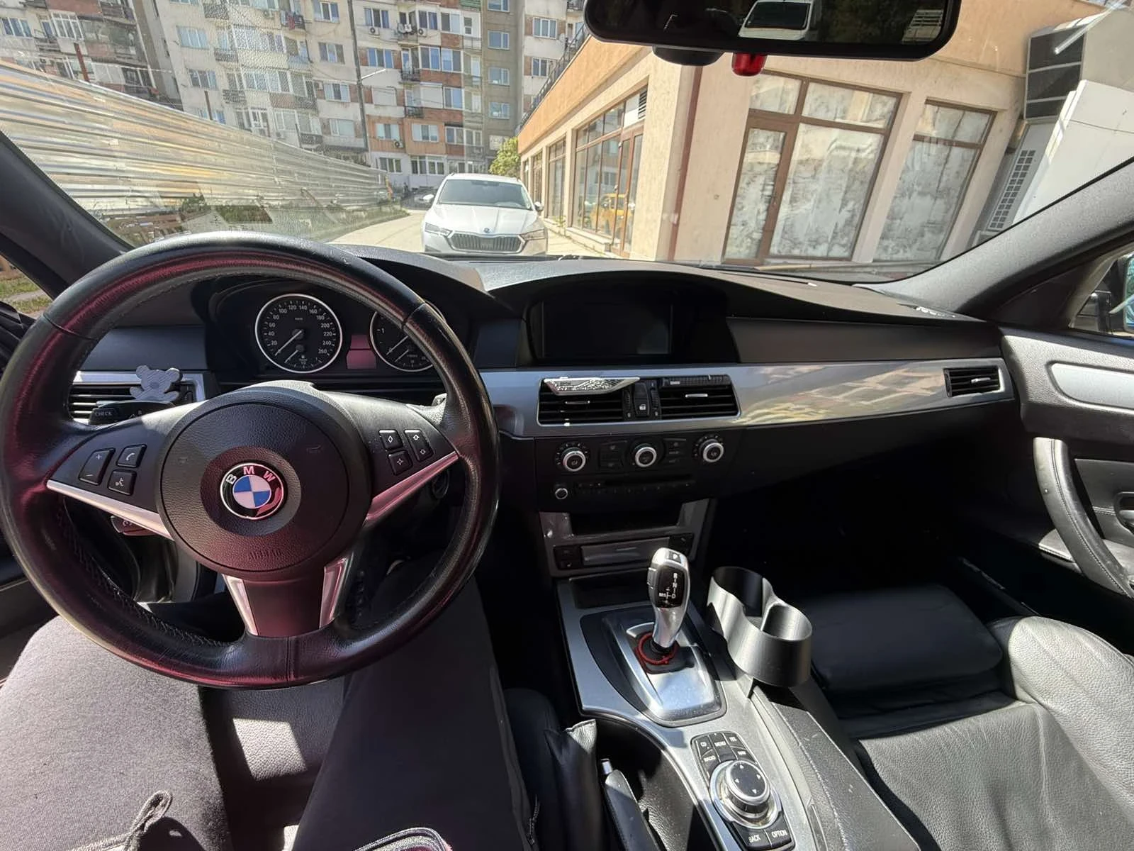 BMW 525 BMW E60 M PACKET, снимка 10 - Автомобили и джипове - 54333186