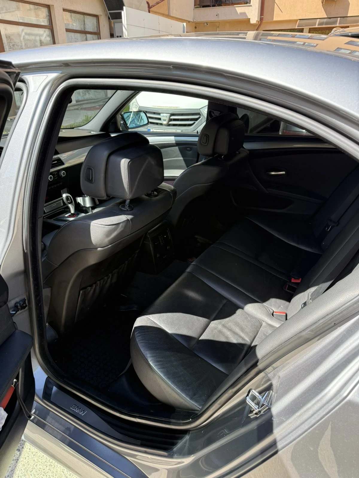 BMW 525 BMW E60 M PACKET, снимка 8 - Автомобили и джипове - 54333186