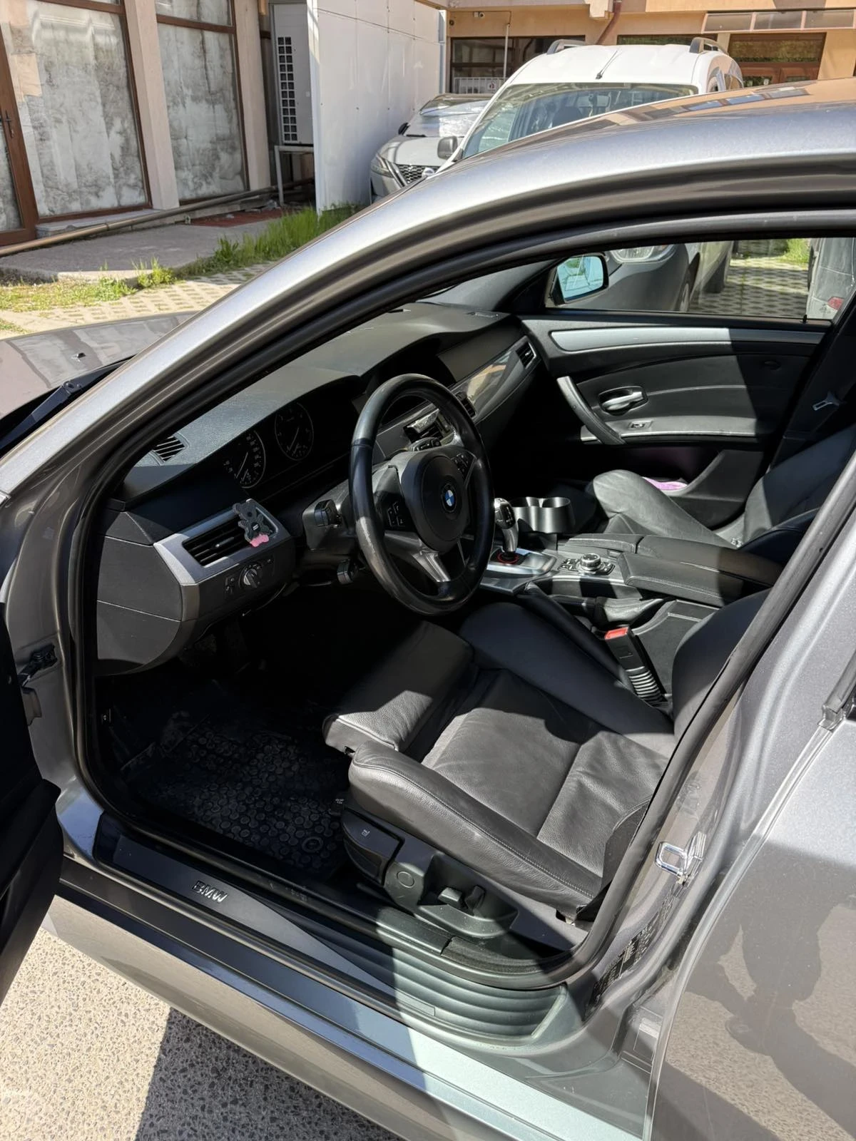 BMW 525 BMW E60 M PACKET, снимка 5 - Автомобили и джипове - 54333186