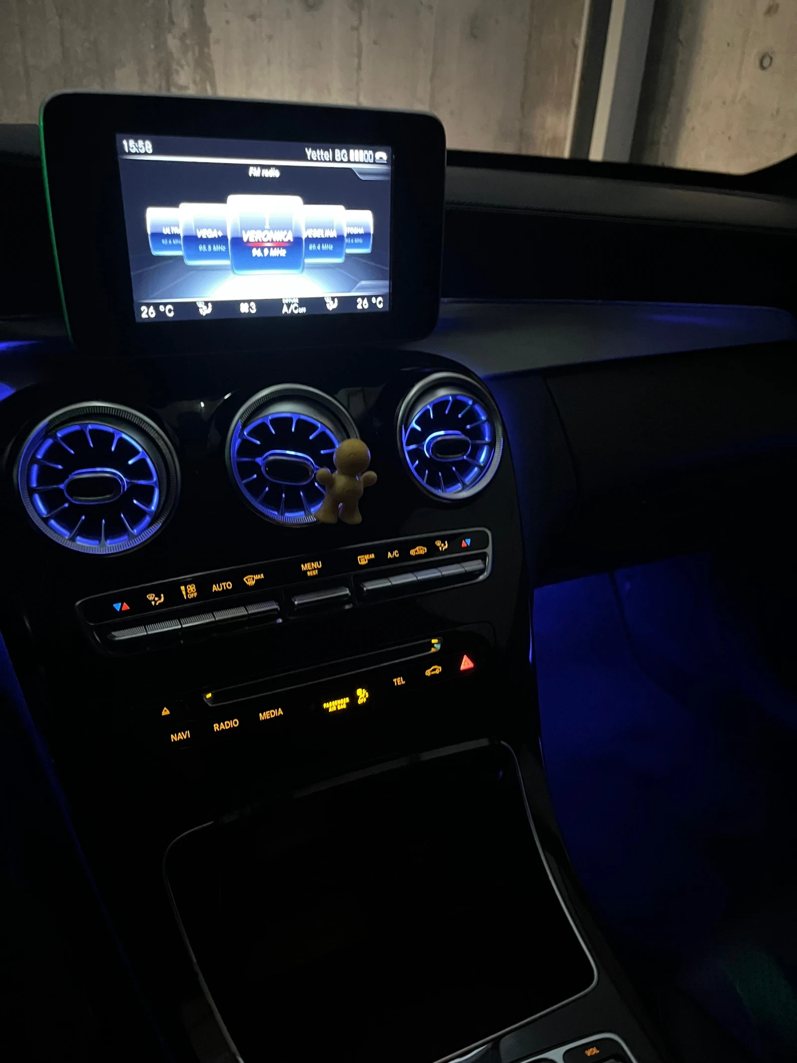Mercedes-Benz C 220 AMG+ SPORT EDITION, снимка 11 - Автомобили и джипове - 55056657