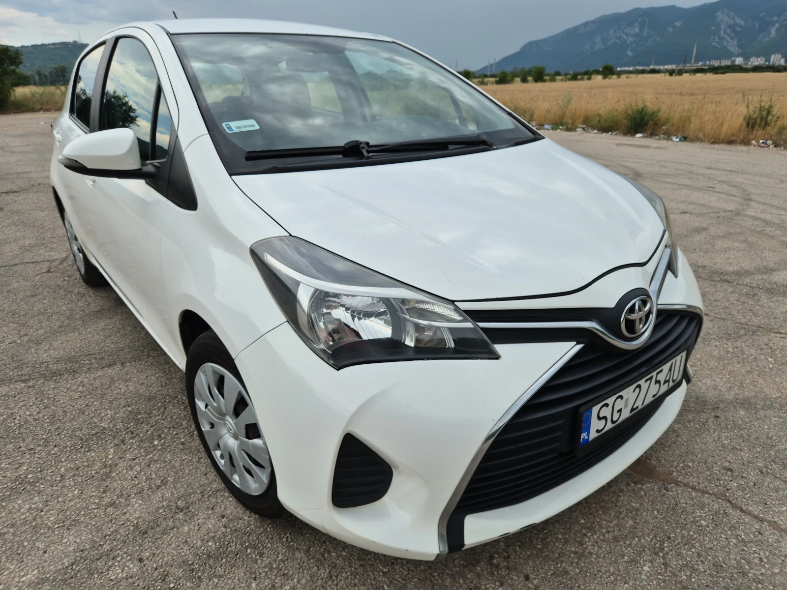 Toyota Yaris 1.3 газ климатик 6ск, снимка 3 - Автомобили и джипове - 55249340