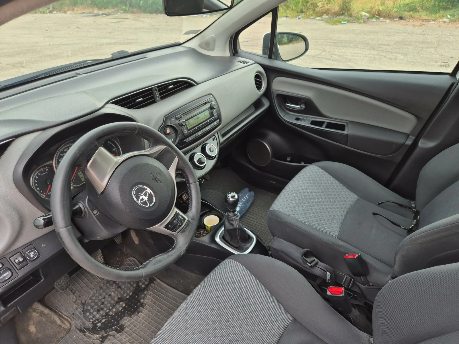 Toyota Yaris 1.3 газ климатик 6ск, снимка 11 - Автомобили и джипове - 55249340