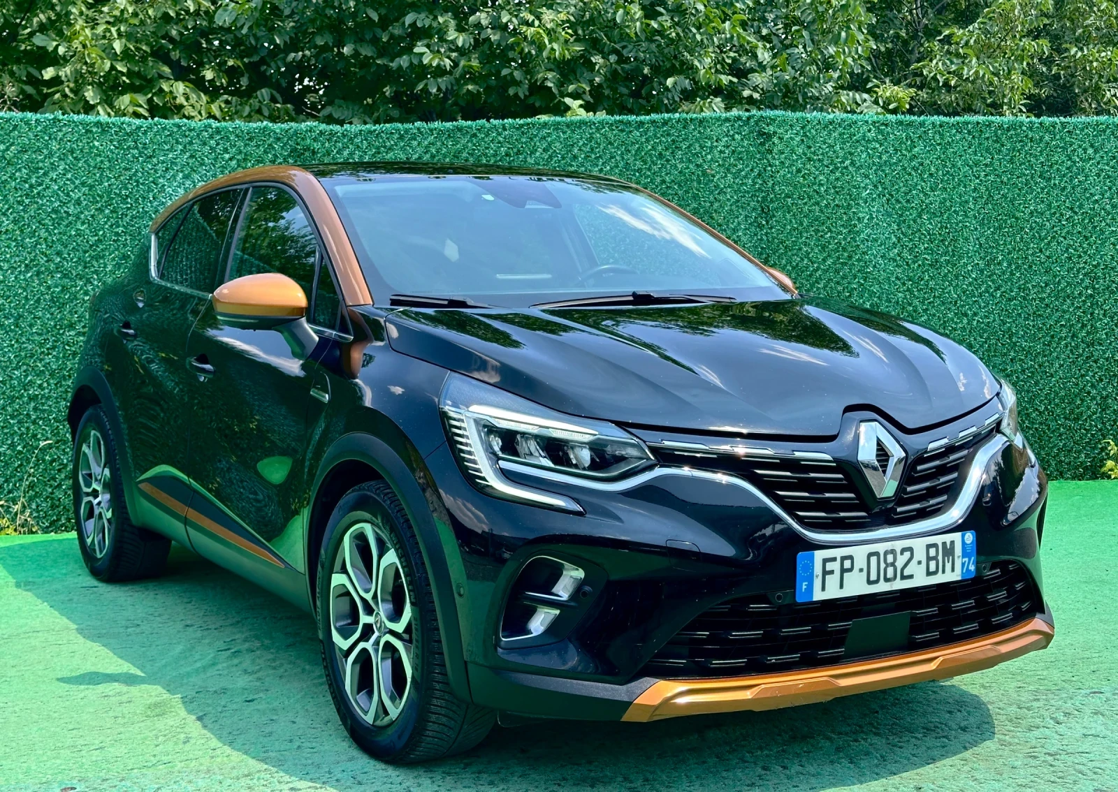 Renault Captur INTENSE 1.5 dci 116ks , снимка 2 - Автомобили и джипове - 55333920