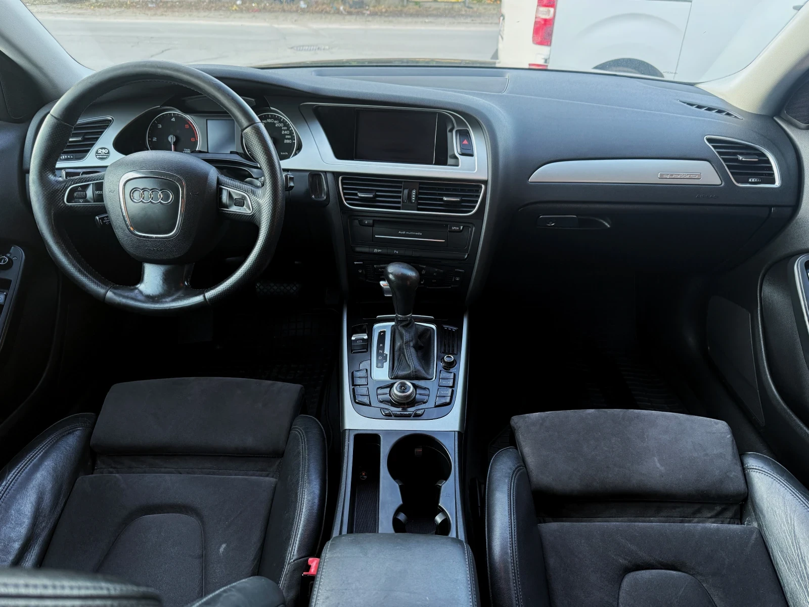 Audi A4 3.0TDI Quattro S-Line, снимка 8 - Автомобили и джипове - 55630751
