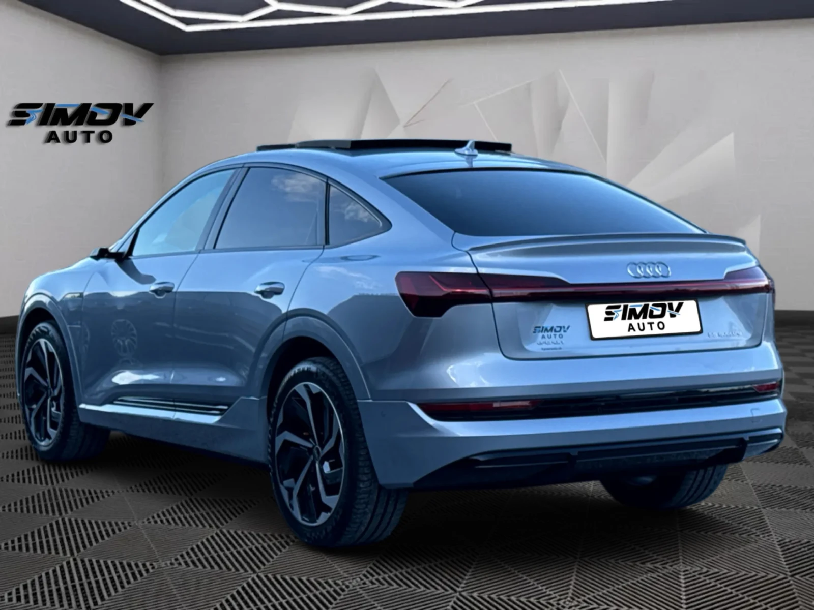 Audi E-Tron 55 SPORTBACK S-LINE HEAD-UP ВАКУУМ ПАНОРАМА ОБДУХВ, снимка 2 - Автомобили и джипове - 56259857