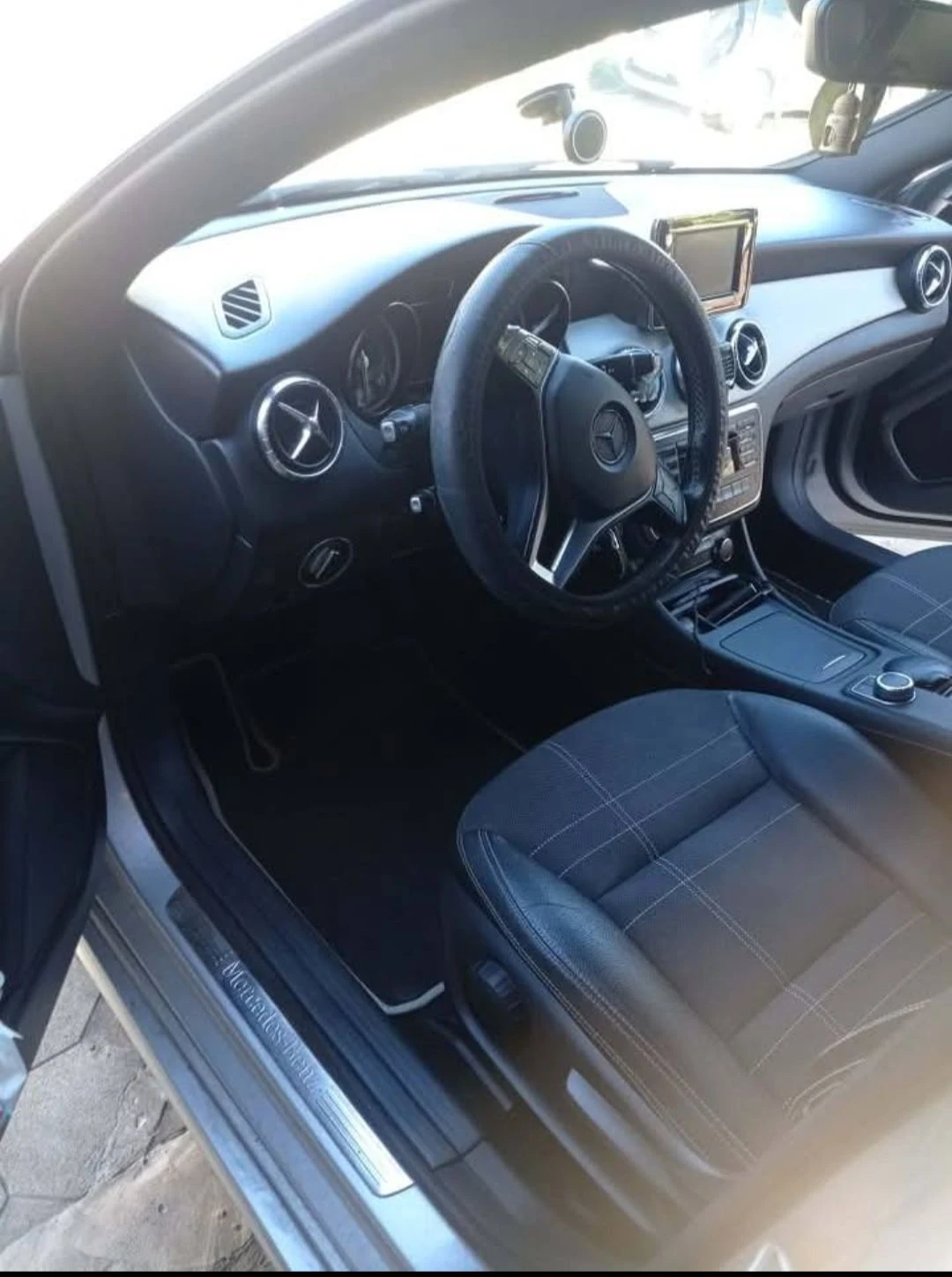 Mercedes-Benz CLA 220, снимка 8 - Автомобили и джипове - 56320950