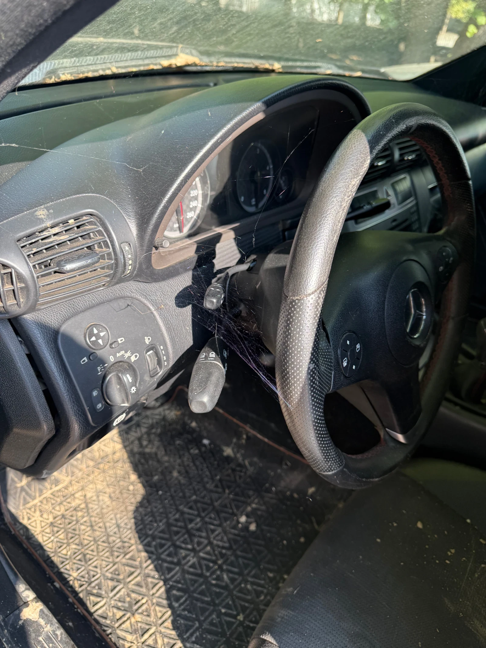 Mercedes-Benz CLC 220, снимка 2 - Автомобили и джипове - 56344114