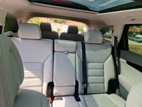 Kia Sorento 3.3 SX V6 - 4x4, 7 места, ПАНОРАМА, НАВИГАЦИЯ, снимка 11