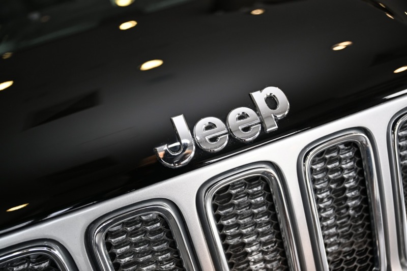 Jeep Renegade 2. 4 TIGERSHARK ЛИЗИНГ БЕЗ ПЪРВОНАЧАЛНА ВНОСКА , снимка 17 - Автомобили и джипове - 44970522