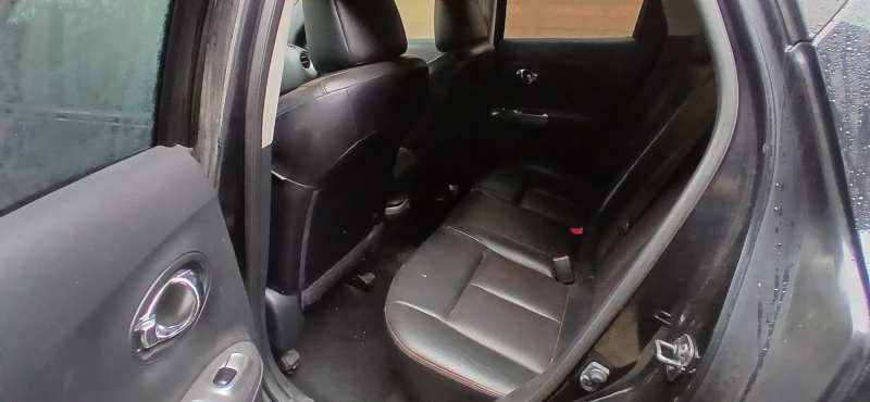 Nissan Juke, снимка 5 - Автомобили и джипове - 53205644