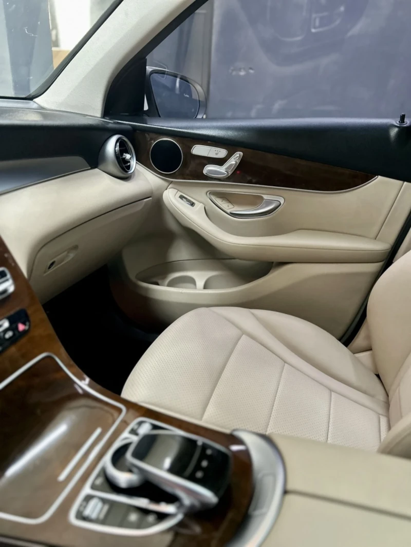 Mercedes-Benz GLC 300 Everett , снимка 4 - Автомобили и джипове - 53594465