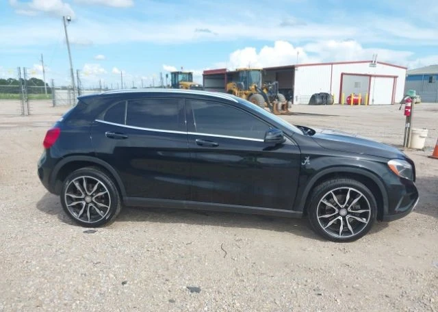 Mercedes-Benz GLA 250 4MATIC AMG* KeylessGO* м.точка* Attention assisit*, снимка 5 - Автомобили и джипове - 48510458