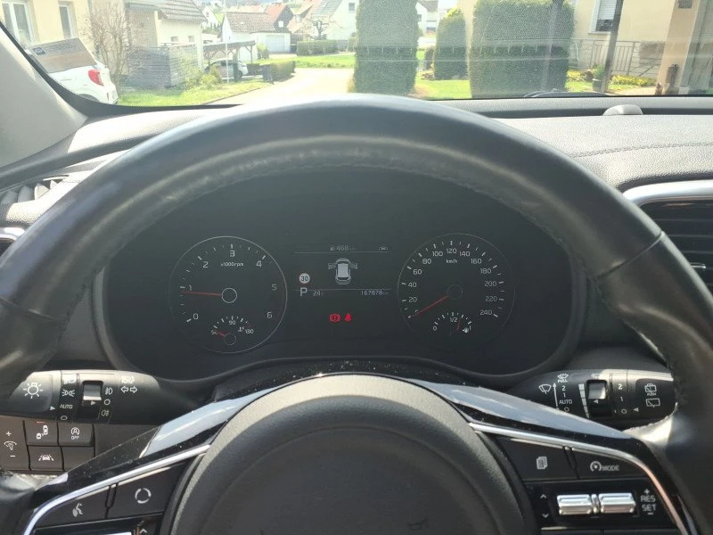 Kia Sportage Black Edition , снимка 8 - Автомобили и джипове - 54477732