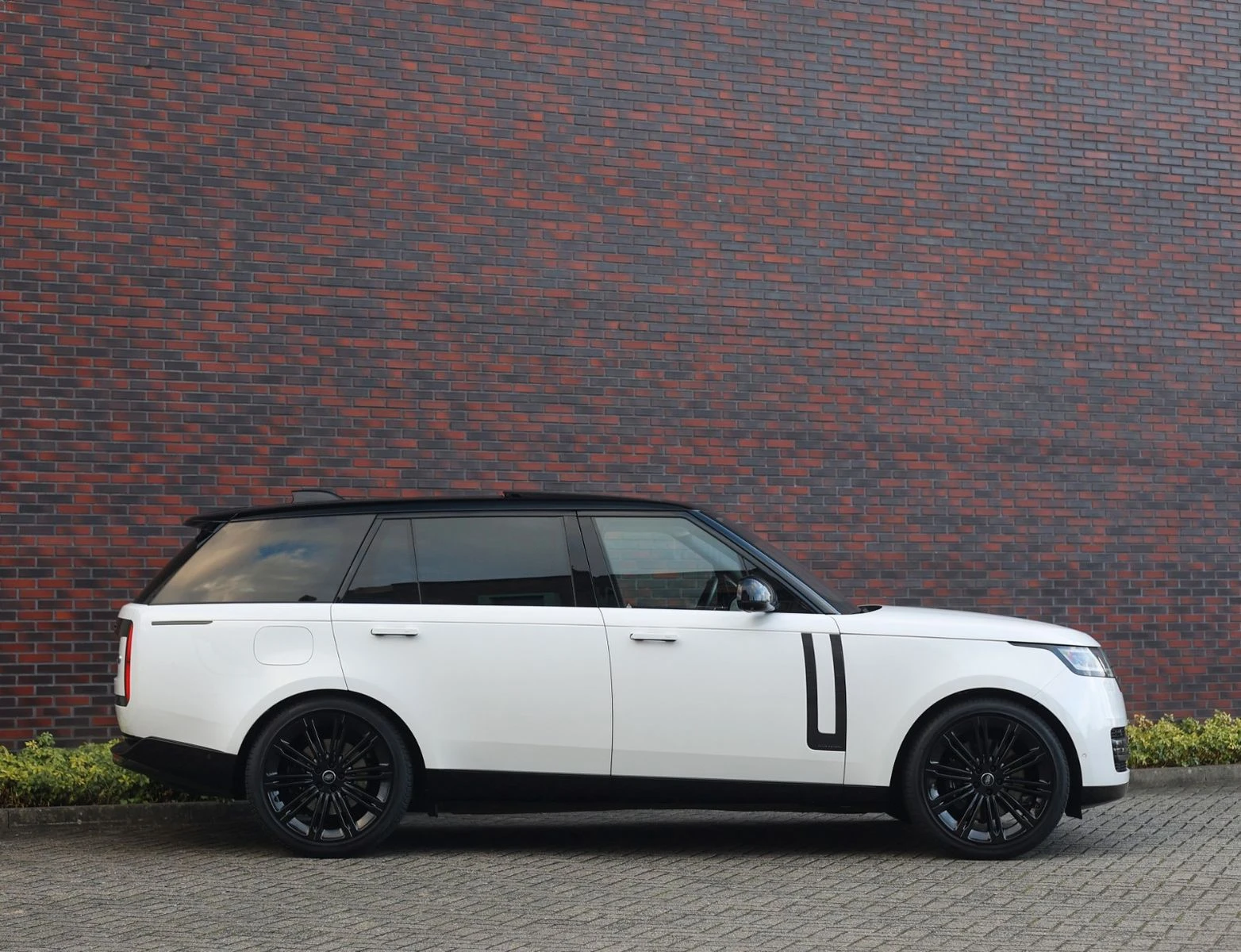 Land Rover Range rover P530/LONG/ AUTOBIO/MERIDIAN/ PANO/HEAD UP/7-МЕСТЕН - изображение 6