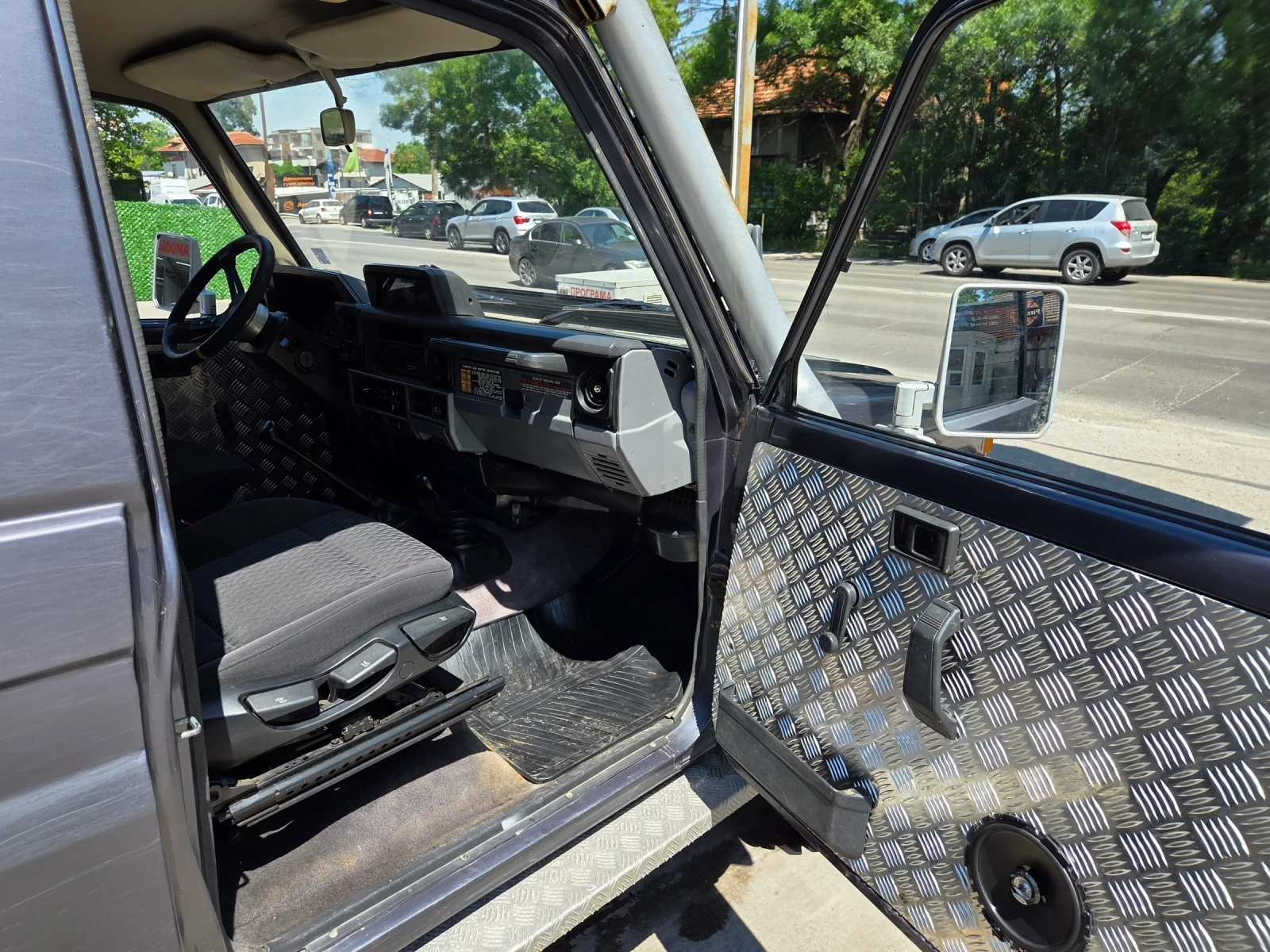 Toyota Land cruiser J70 2.4TD - изображение 9
