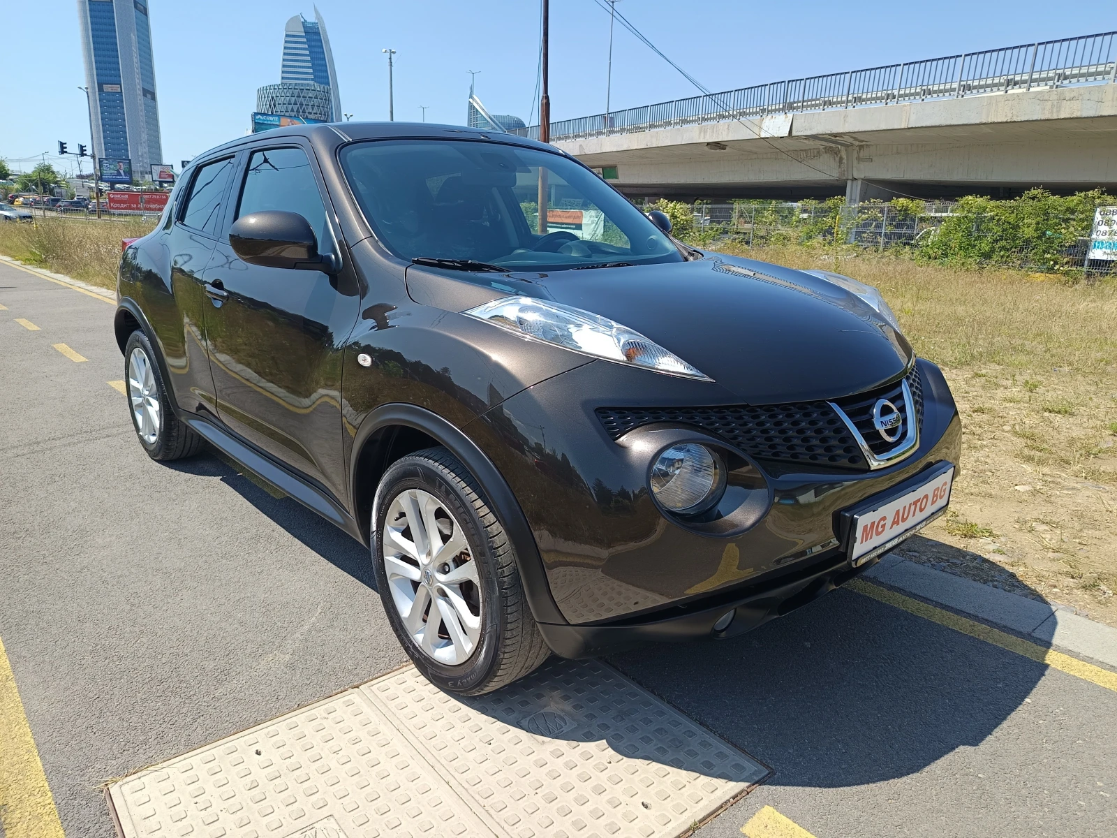 Nissan Juke 1.6i АВТОМАТ  - изображение 3