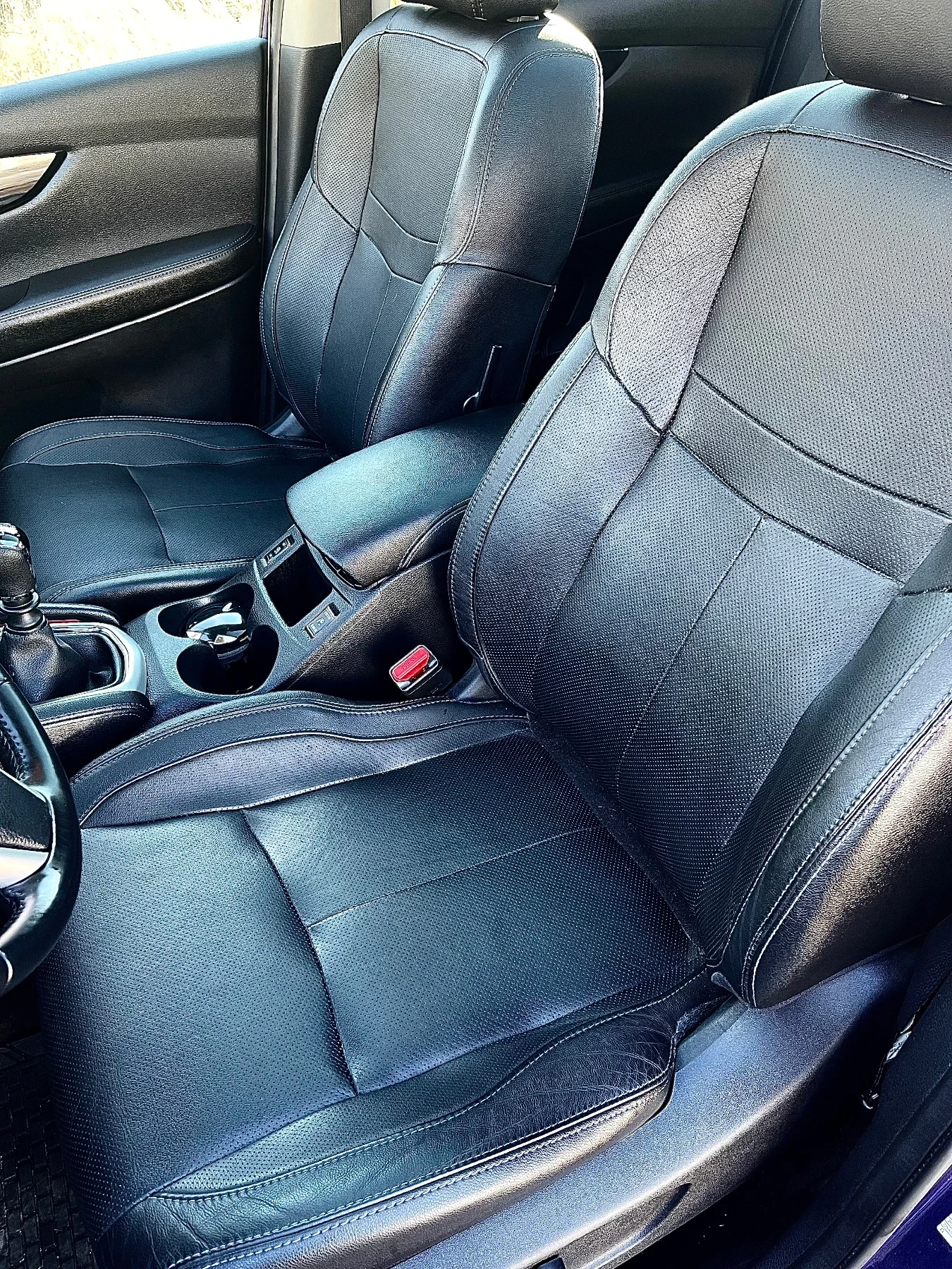 Nissan Qashqai 1.2 Tekna Панорама, кожа, start-stop , снимка 7 - Автомобили и джипове - 54323353