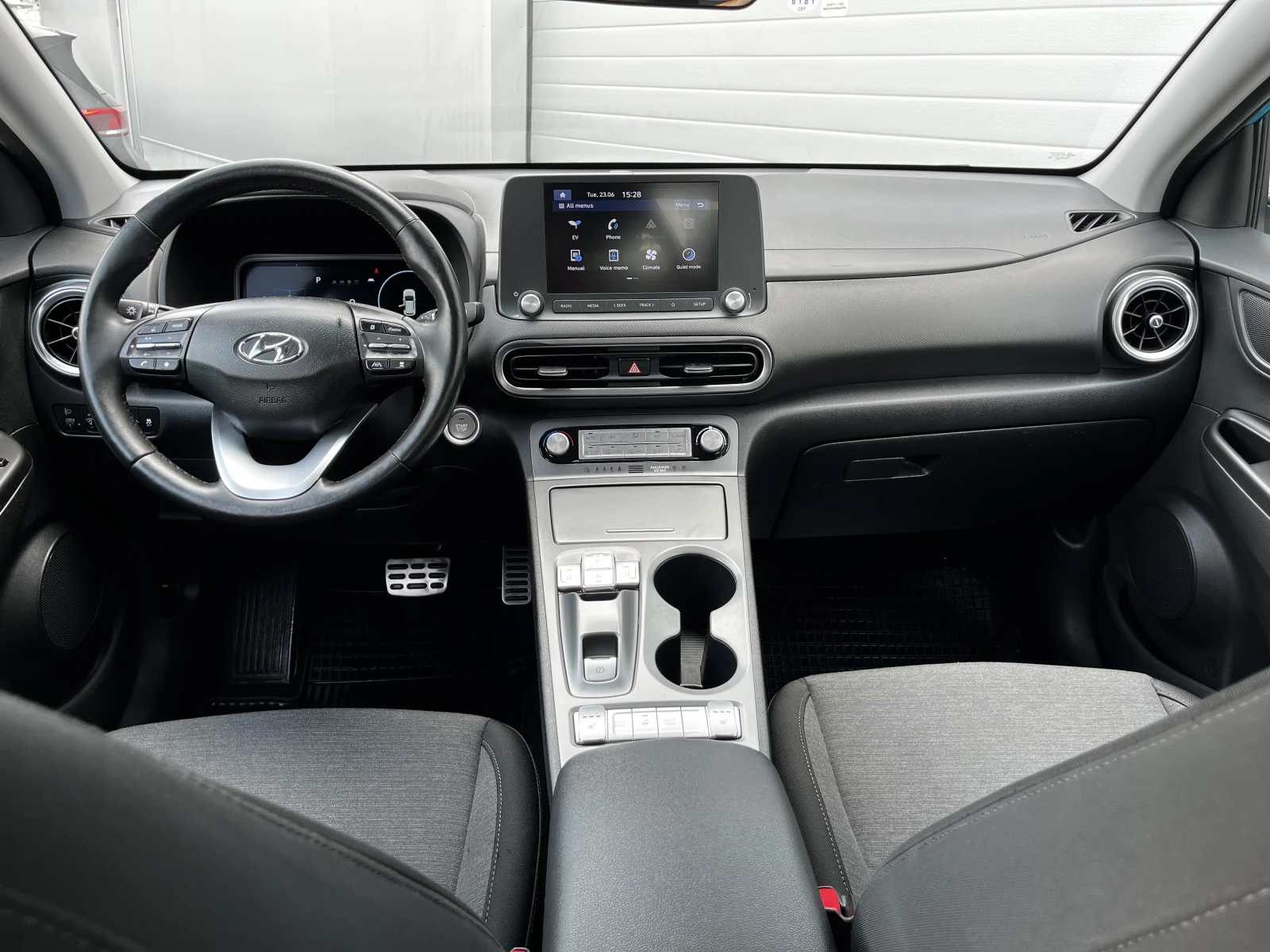 Hyundai Kona  EV 42KW/h 59000km.SOH 96%, KAMERA, ГАРАНЦИЯ, СЕРВ, снимка 7 - Автомобили и джипове - 54883196
