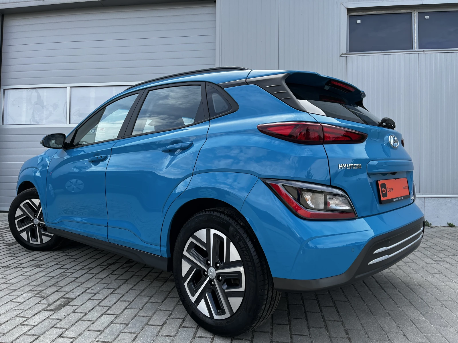 Hyundai Kona  EV 42KW/h 59000km.SOH 96%, KAMERA, ГАРАНЦИЯ, СЕРВ, снимка 4 - Автомобили и джипове - 54883196