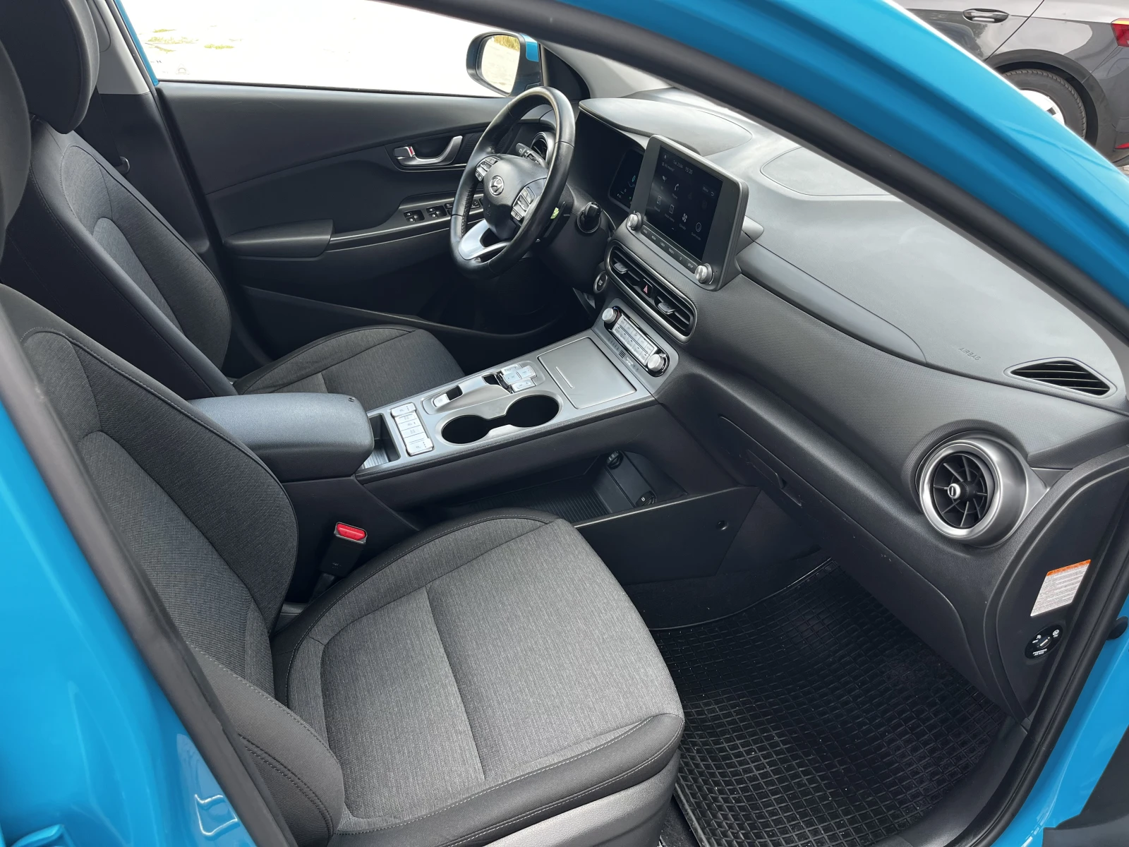 Hyundai Kona  EV 42KW/h 59000km.SOH 96%, KAMERA, ГАРАНЦИЯ, СЕРВ, снимка 8 - Автомобили и джипове - 54883196
