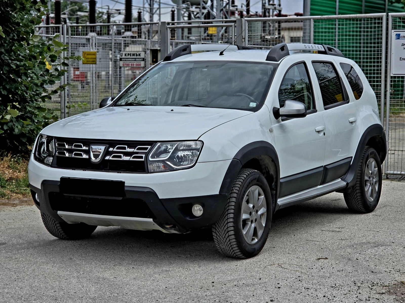 Dacia Duster 1.5 dci 4x4 Facelift Off-Road Pack , снимка 3 - Автомобили и джипове - 55327217
