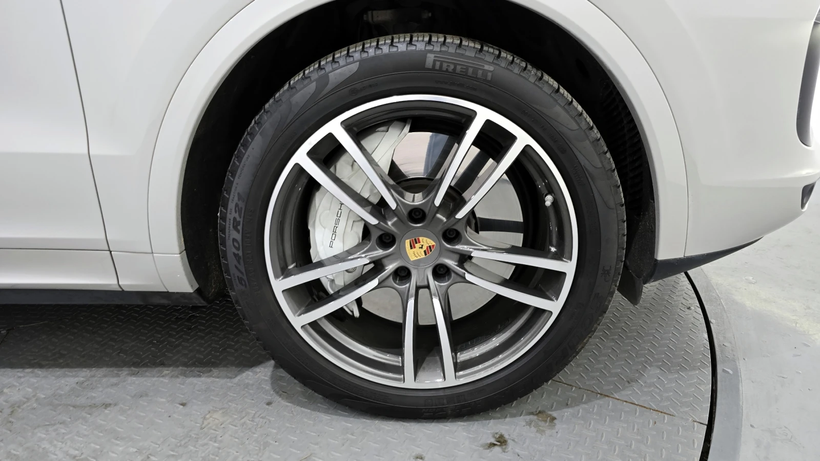 Porsche Cayenne Cayenne 4.0 turbo, снимка 5 - Автомобили и джипове - 55631956