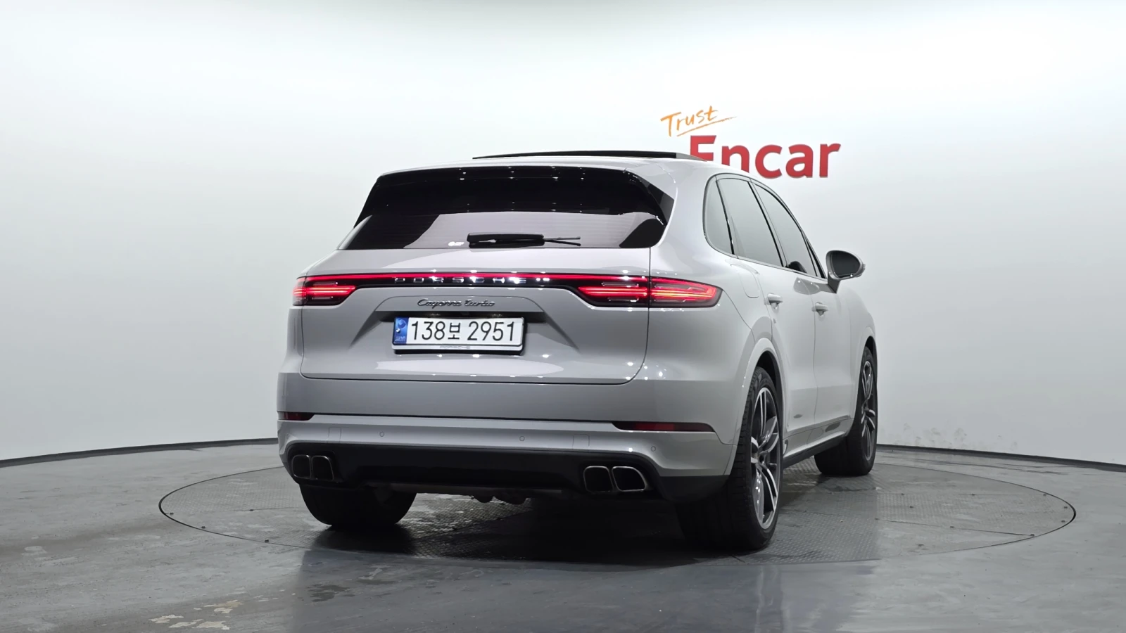 Porsche Cayenne Cayenne 4.0 turbo, снимка 4 - Автомобили и джипове - 55631956